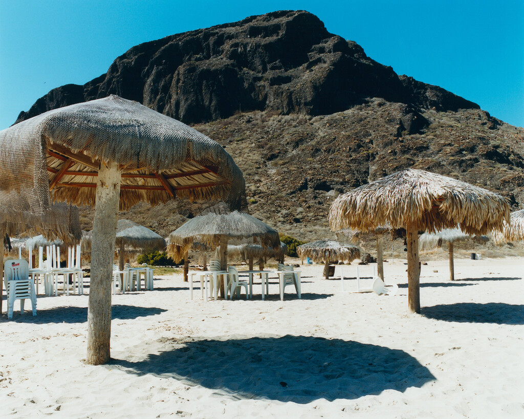 BAJA CLUB HOTEL - © Tom de Peyret