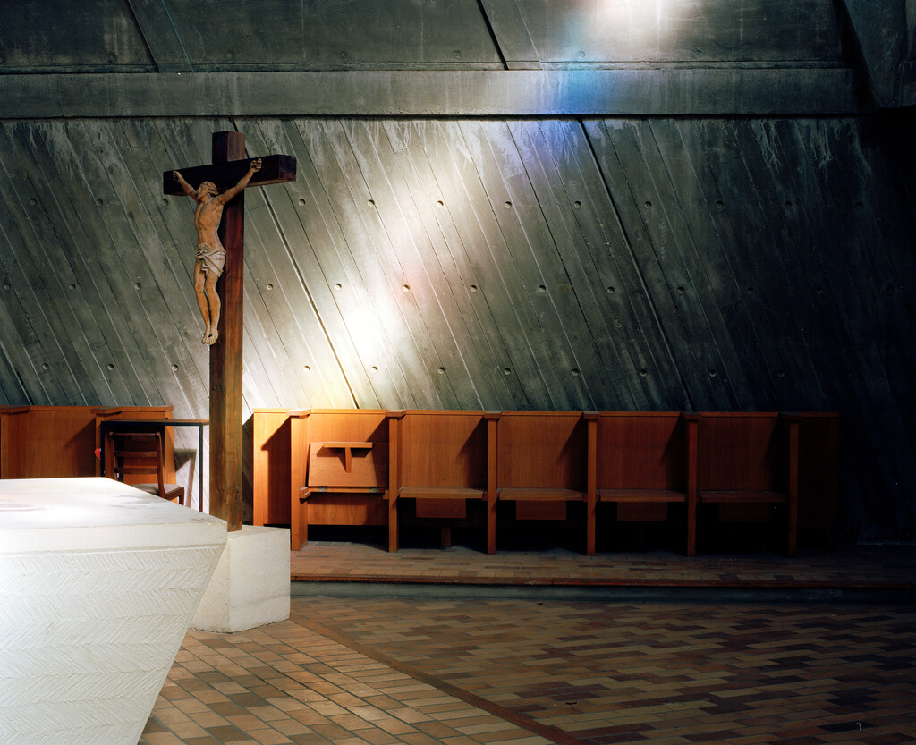 Cosmic Concrete - © Tom de Peyret