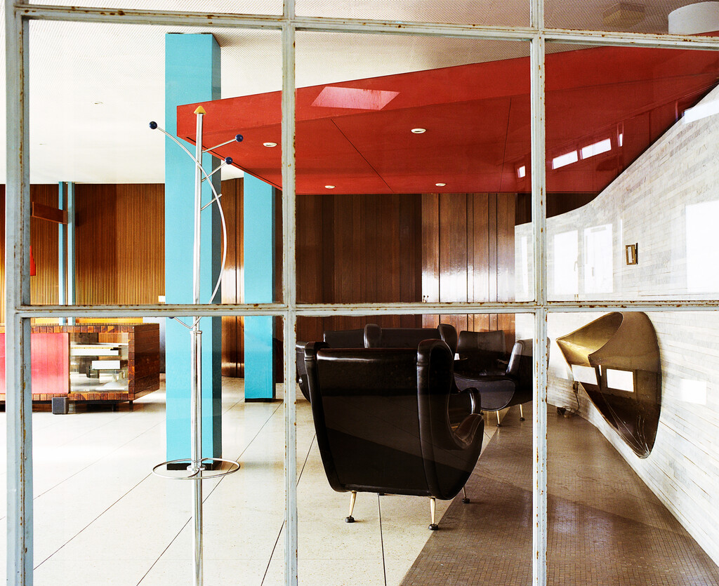 Double Magazine - © Tom de Peyret