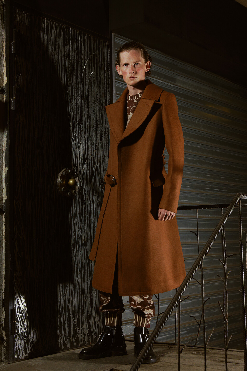 DULL - © Tom de Peyret