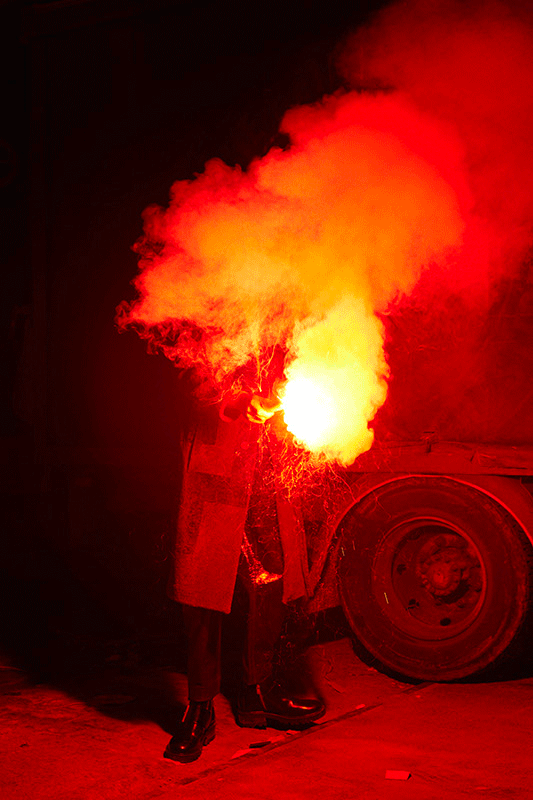 DULL - © Tom de Peyret