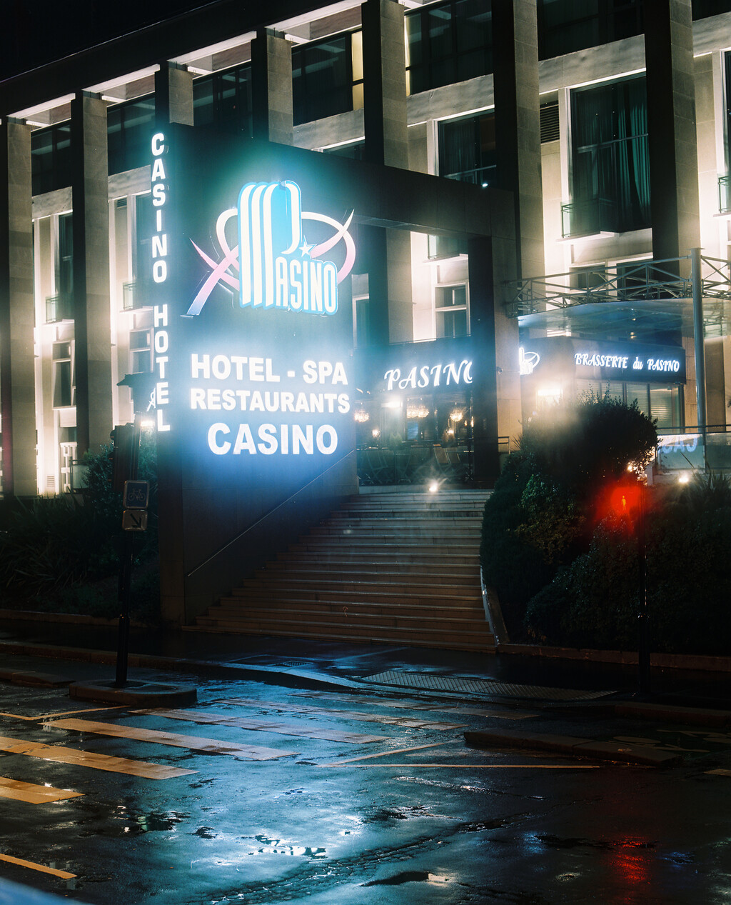 M le Monde - © Tom de Peyret