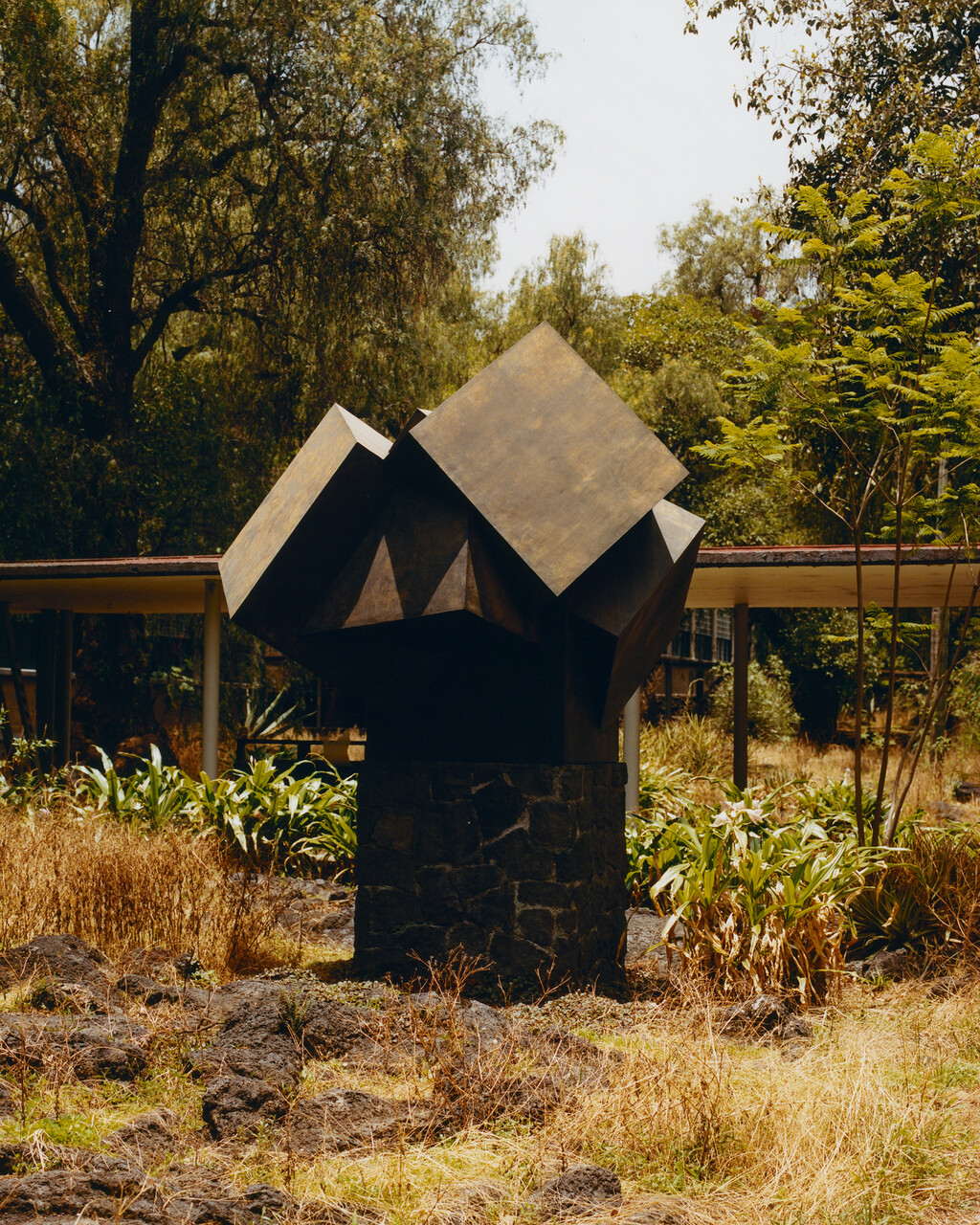 Purple Magazine - © Tom de Peyret