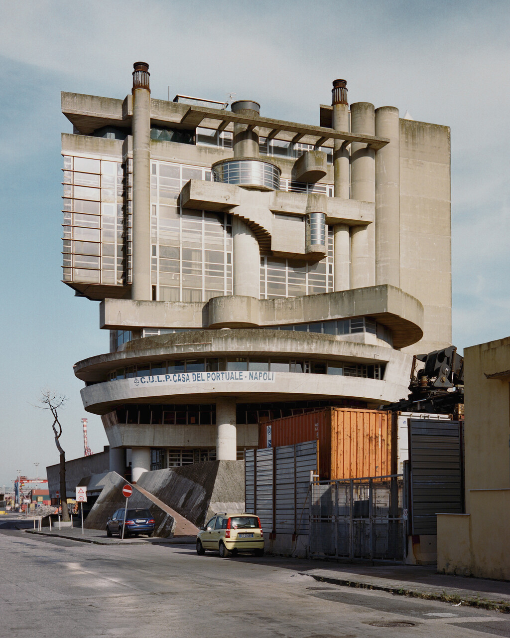 Purple Magazine - © Tom de Peyret