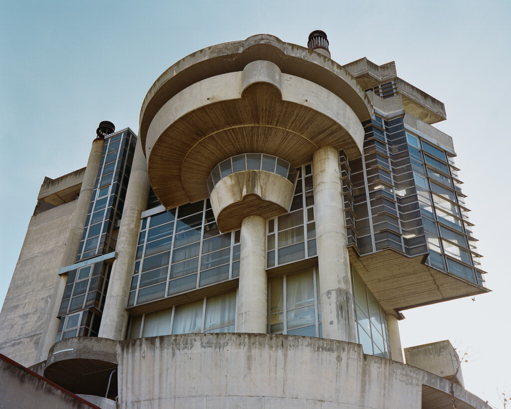 Purple Magazine - © Tom de Peyret