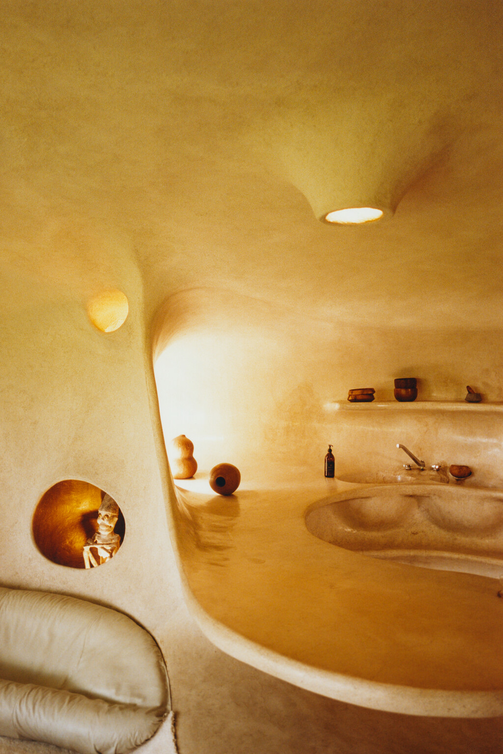 Revue - © Tom de Peyret