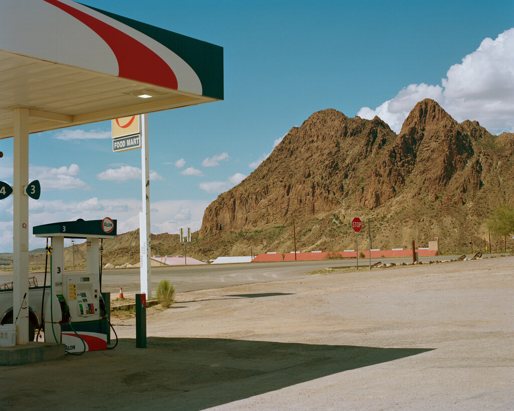 Revue - © Tom de Peyret