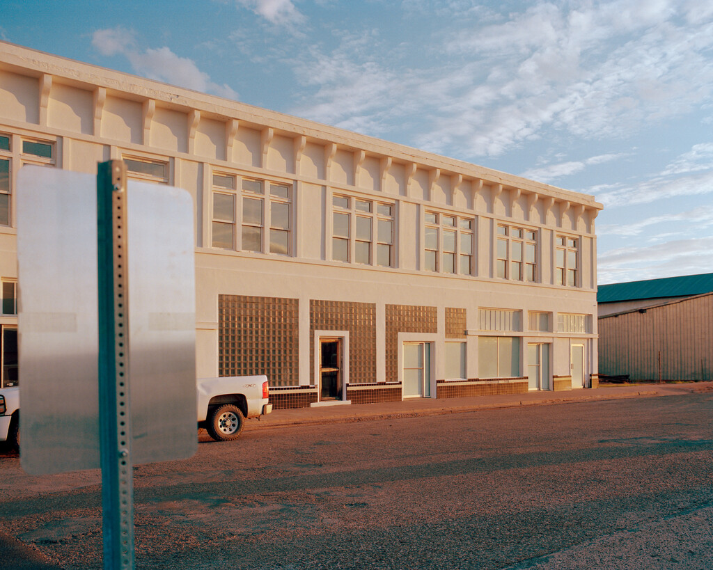 Revue - © Tom de Peyret