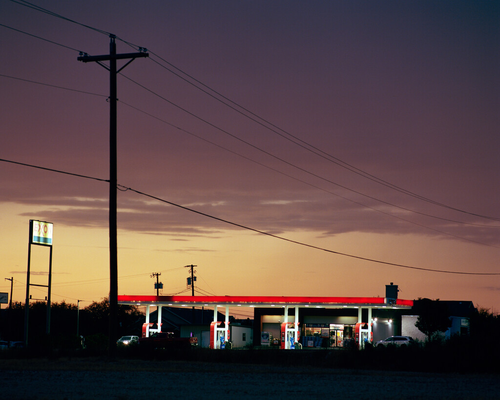 Revue - © Tom de Peyret